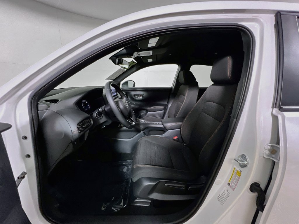 Used 2024 Honda HR-V Sport image 12