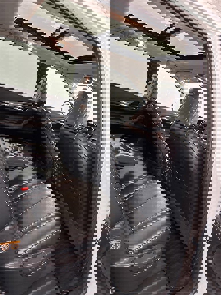 Used 2023 INFINITI QX60 Luxe image 39