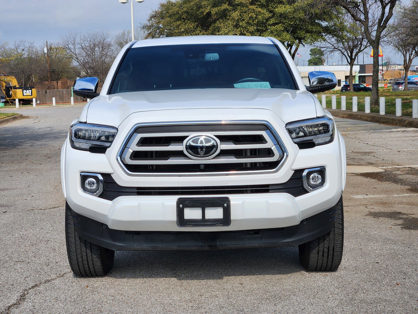 Used 2023 Toyota Tacoma Limited AWD/4WD image 32