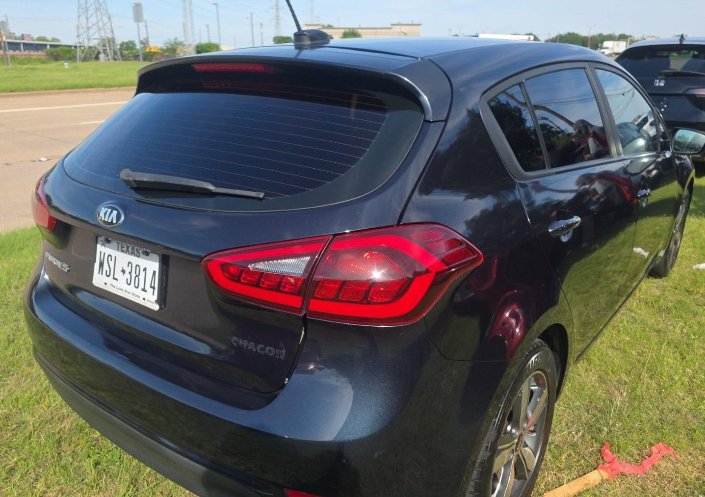 Used 2018 Kia Forte LX w/ LX Popular Plus Package FWD image 4