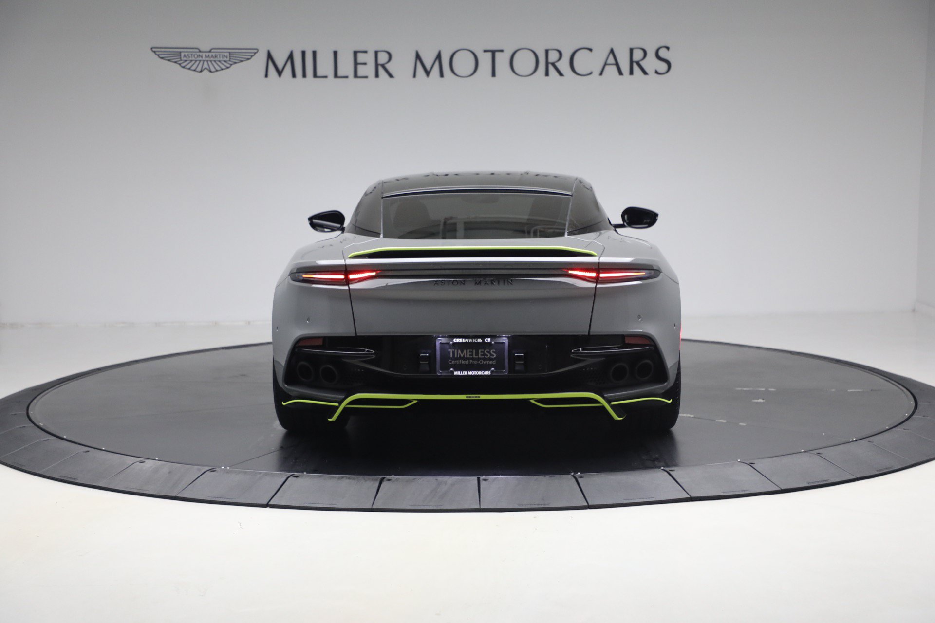 Used 2023 Aston Martin DBS Coupe RWD image 6