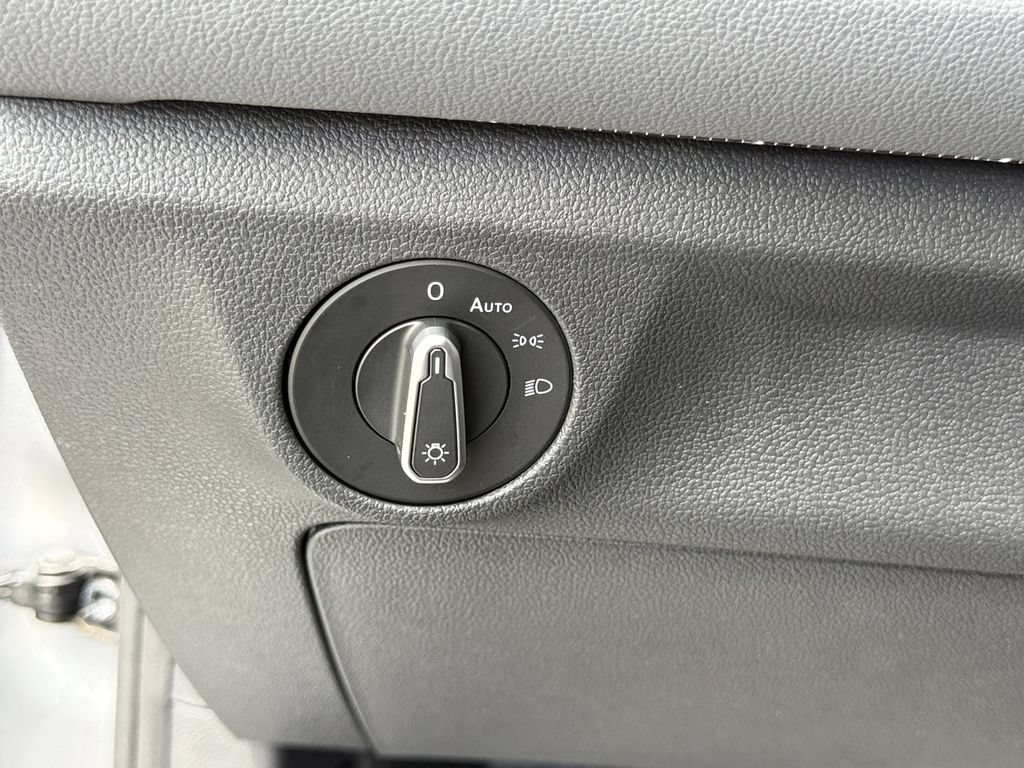 New 2026 Volkswagen Jetta SEL FWD image 20