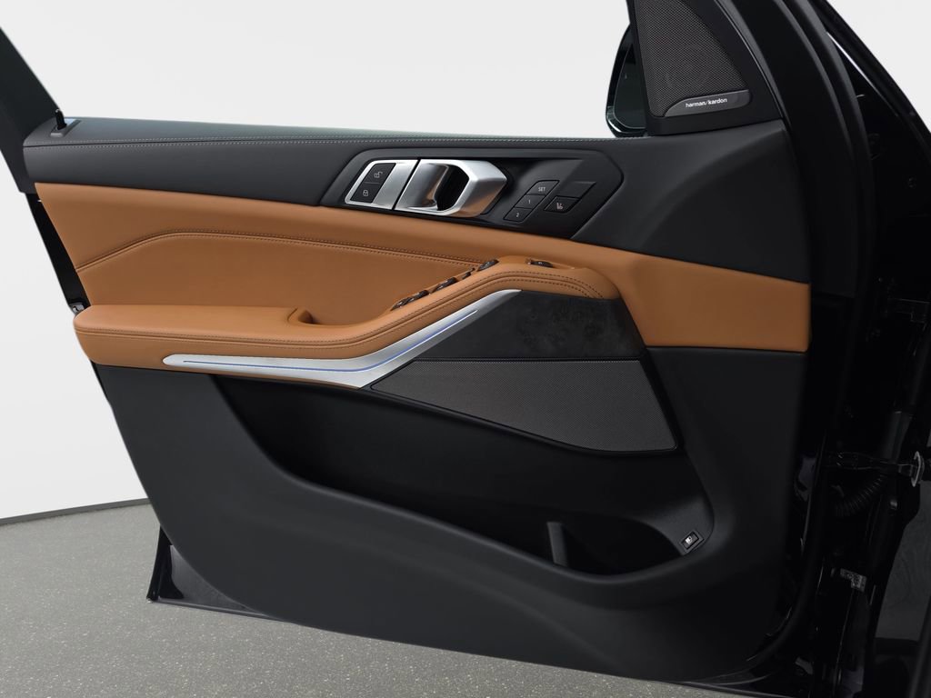 New 2026 BMW X5 xDrive50e w/ M Sport Package image 26