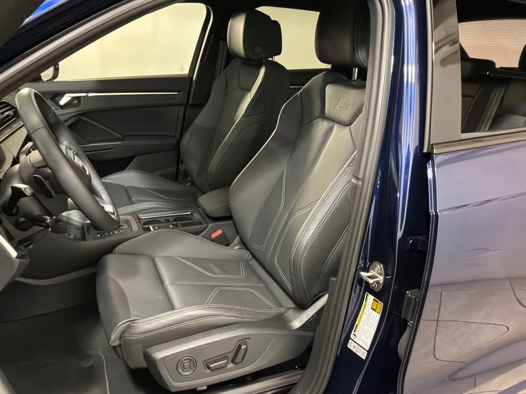 Certified 2025 Audi Q3 2.0T Premium w/ Convenience Package image 8