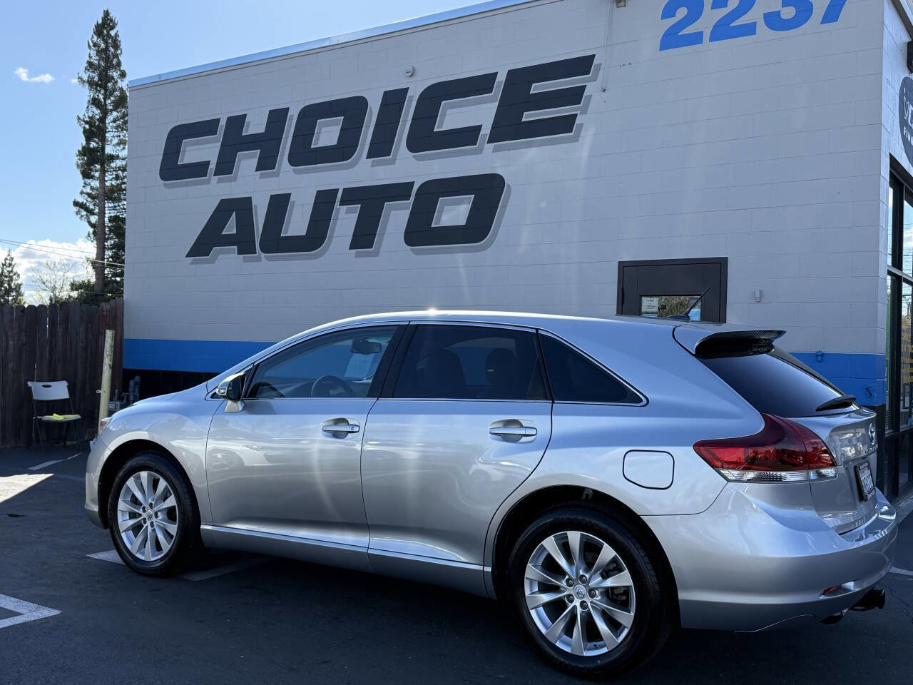 Used 2015 Toyota Venza LE image 20