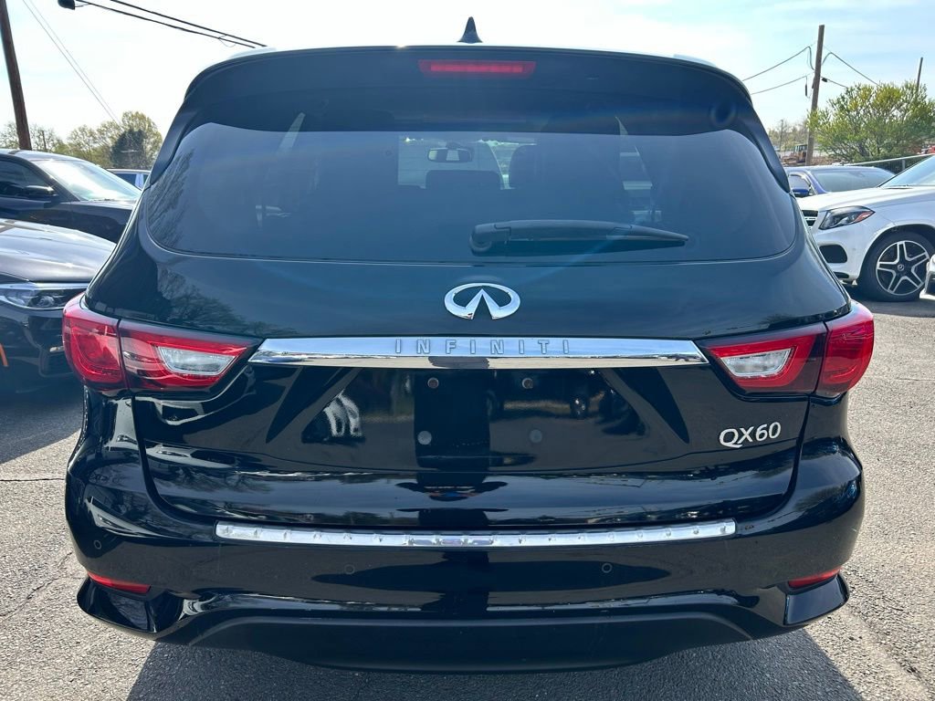 Used 2017 INFINITI QX60 Luxe w/ Deluxe Technology Package image 8