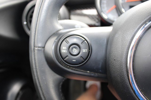 Used 2017 MINI Cooper S image 27