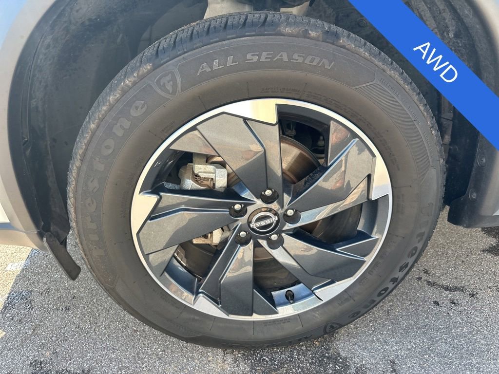 Used 2024 Nissan Rogue SV AWD/4WD video 1