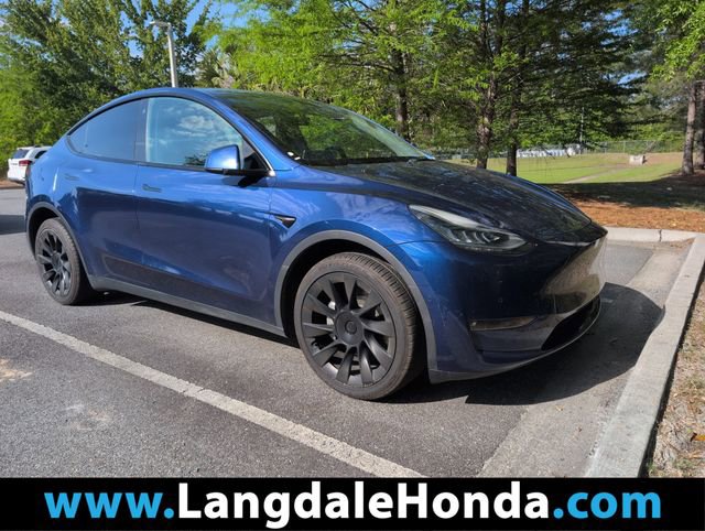 Used 2022 Tesla Model Y Long Range image 1
