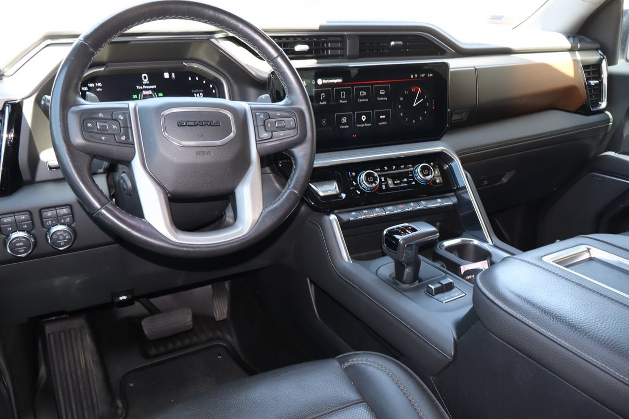 Used 2022 GMC Sierra 1500 Denali w/ Denali Reserve Package AWD/4WD image 5