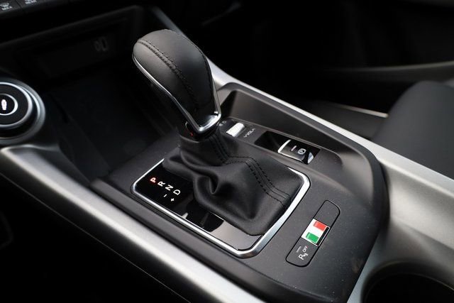 New 2025 Alfa Romeo Tonale Veloce w/ Premium Package image 24