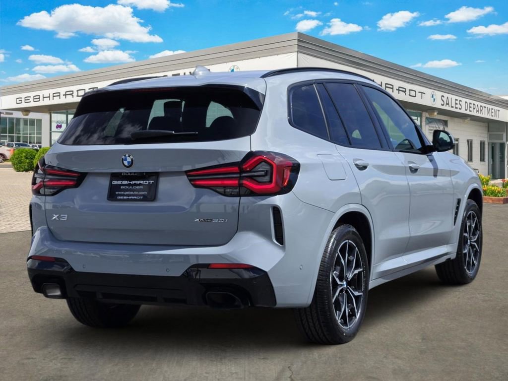 Used 2023 BMW X3 xDrive30i w/ M Sport Package AWD/4WD image 5