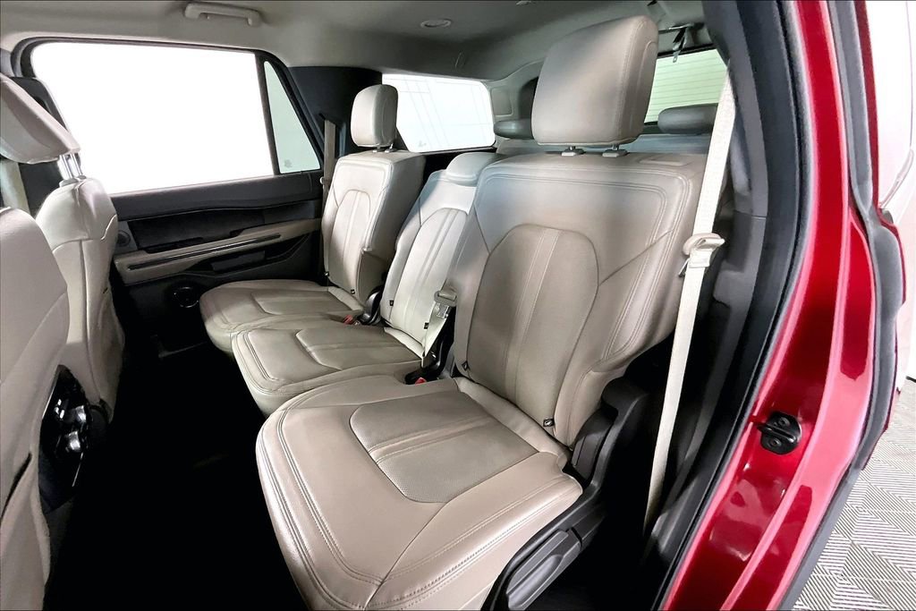 Used 2021 Ford Expedition Limited image 26