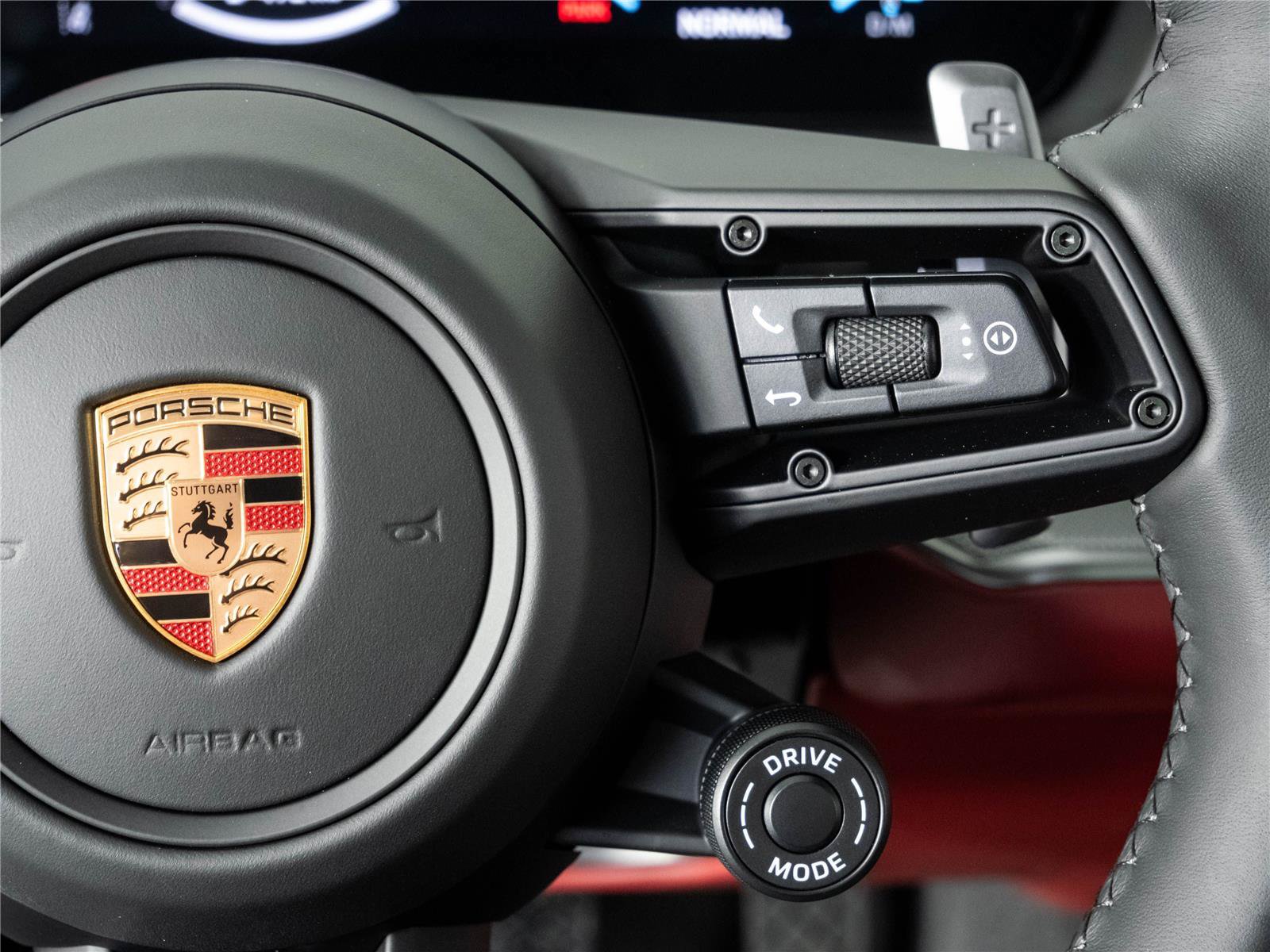 New 2026 Porsche Cayenne Coupe AWD/4WD image 11