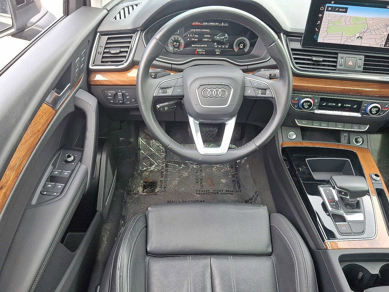 Certified 2023 Audi Q5 2.0T Premium Plus w/ Premium Plus Package image 21