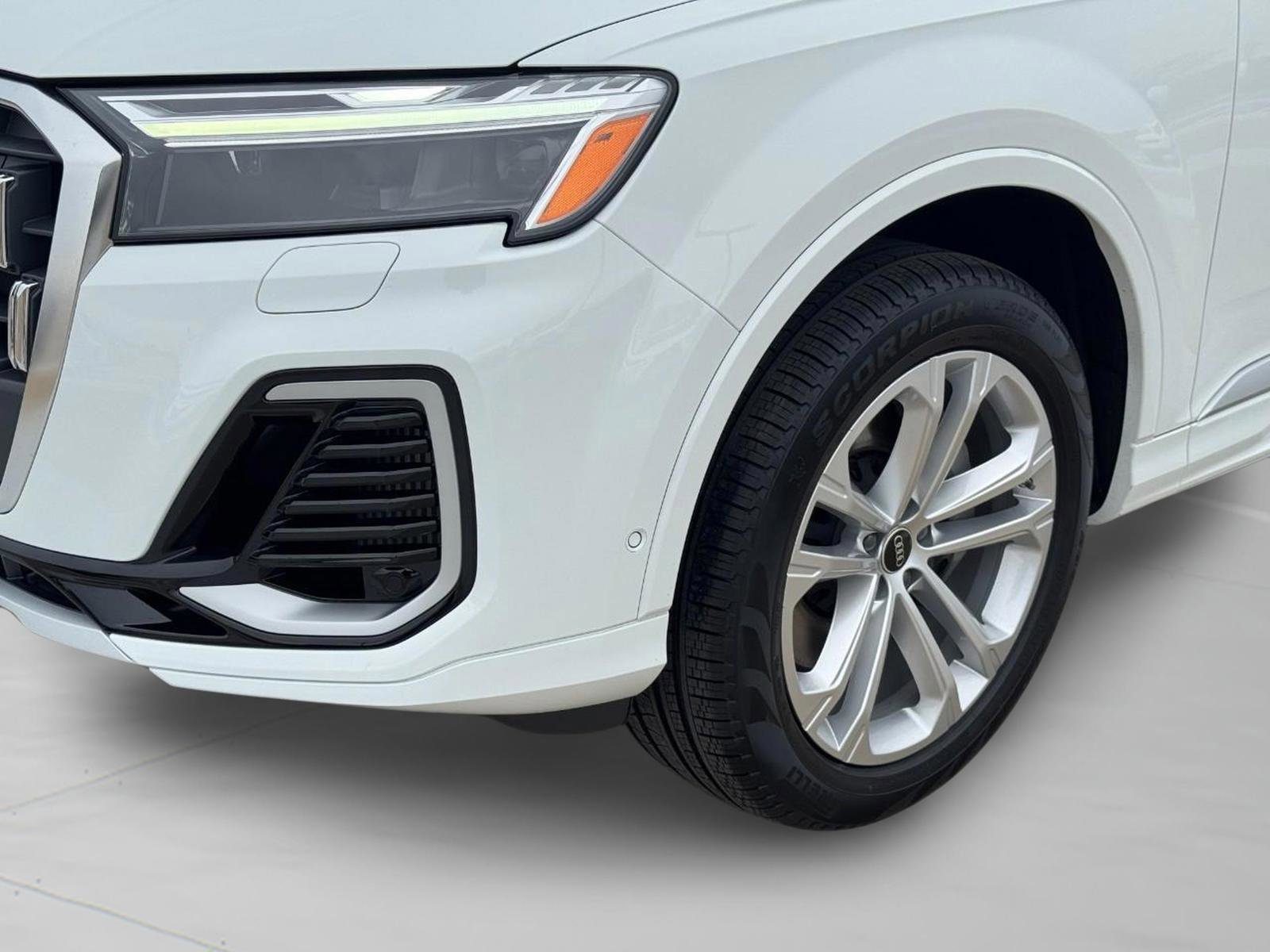 Used 2025 Audi Q7 3.0T Premium Plus w/ Premium Plus Package image 10