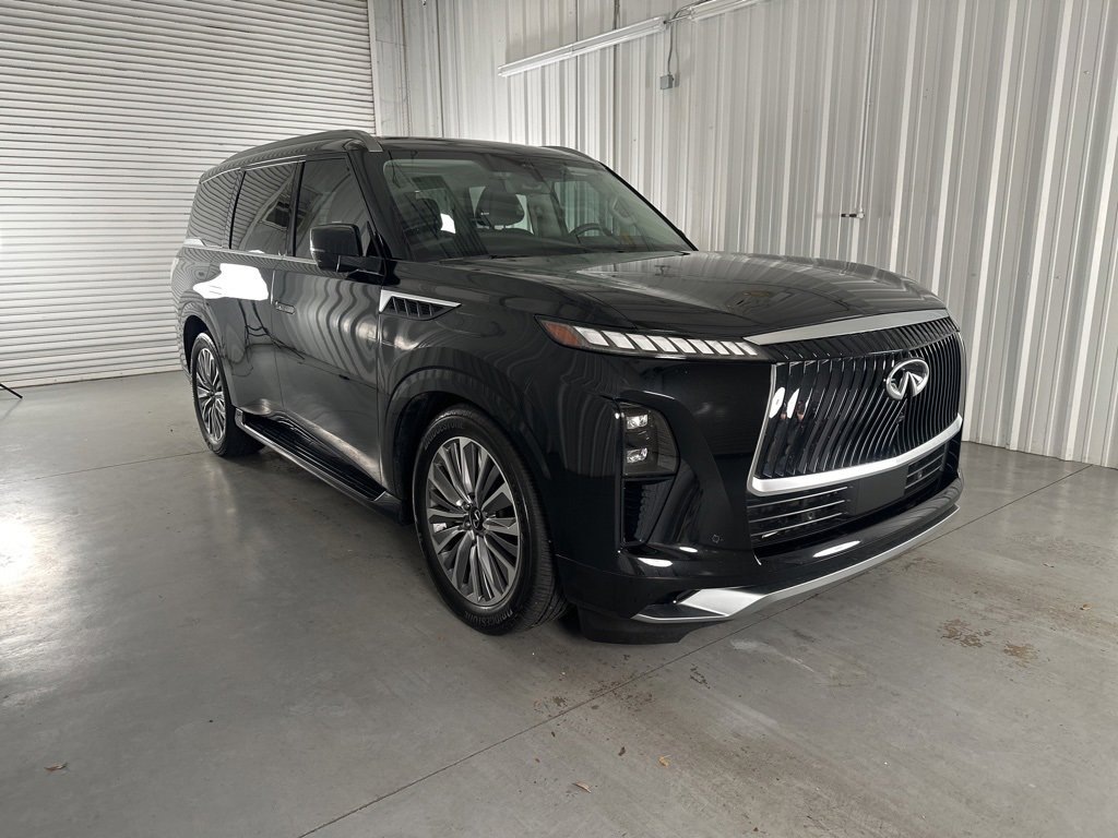 Certified 2025 INFINITI QX80 Sensory image 3
