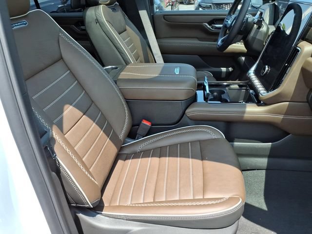 New 2026 GMC Yukon XL Denali Ultimate AWD/4WD image 25