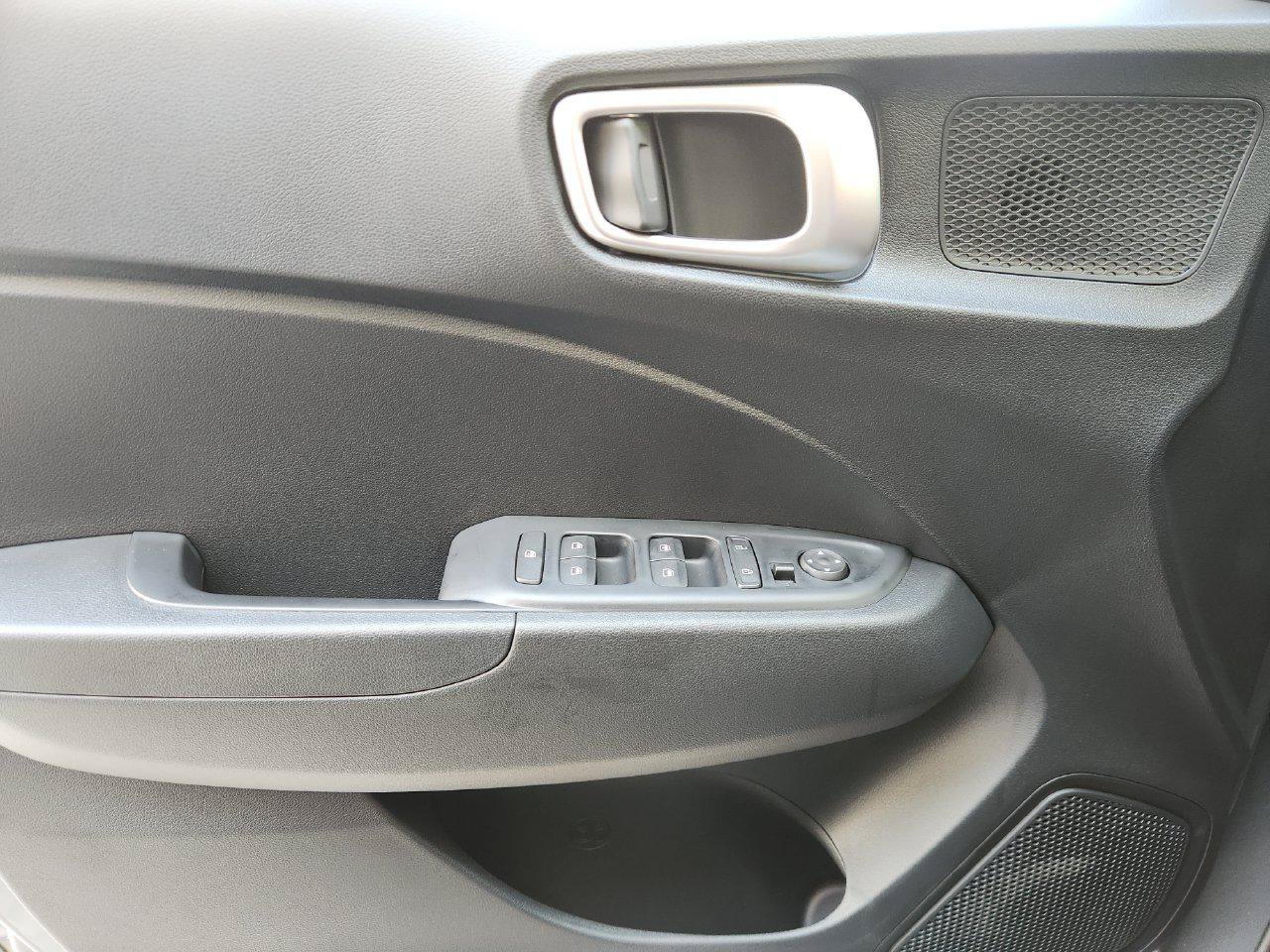 New 2026 Hyundai Venue SE FWD image 20