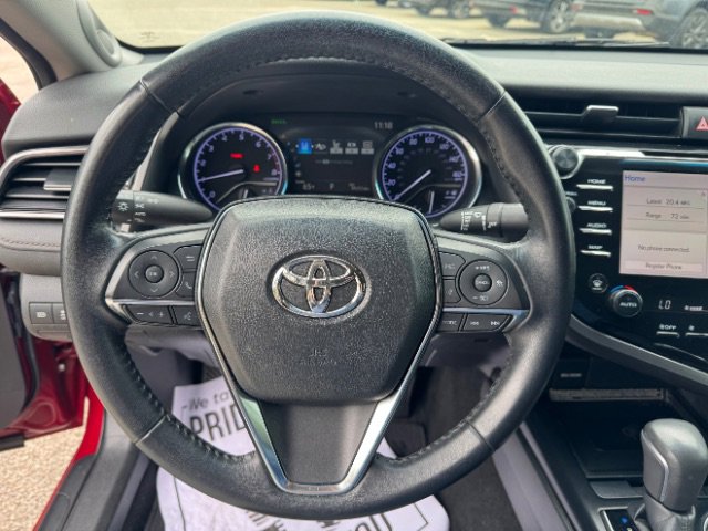 Used 2019 Toyota Camry XLE image 13