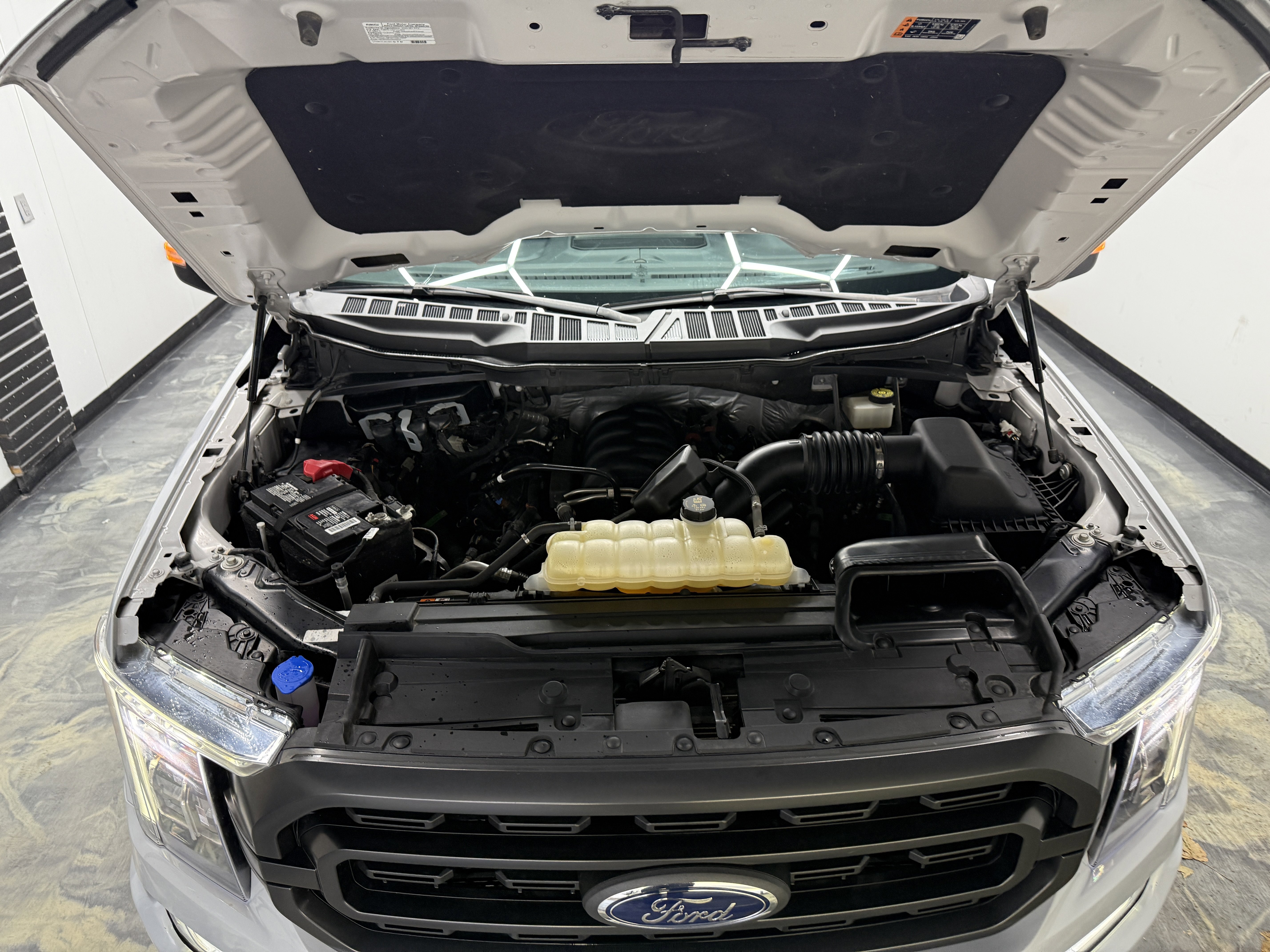 Used 2022 Ford F150 XLT w/ Equipment Group 302A High image 28