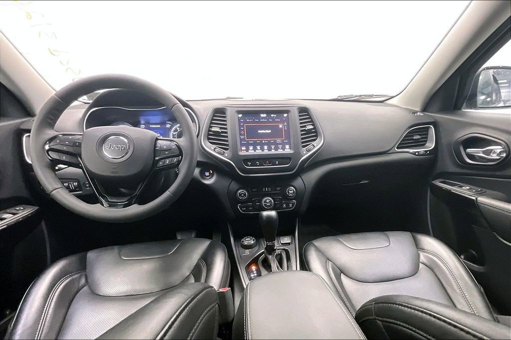 Used 2023 Jeep Cherokee Altitude Lux image 13