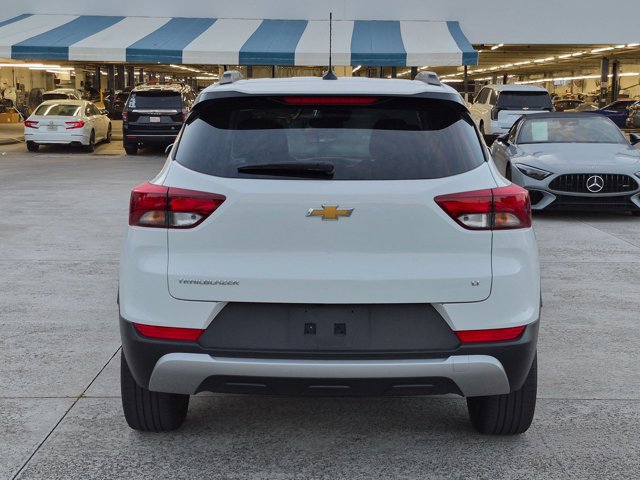 Used 2023 Chevrolet TrailBlazer LT FWD image 6