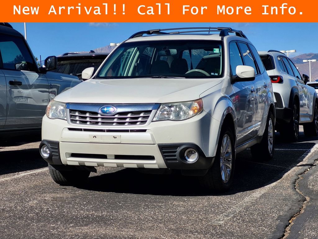 Used 2013 Subaru Forester 2.5X Limited AWD/4WD image 4