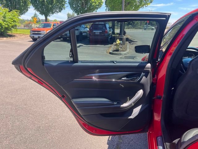 Used 2019 Cadillac CTS V w/ Luxury Package RWD image 11