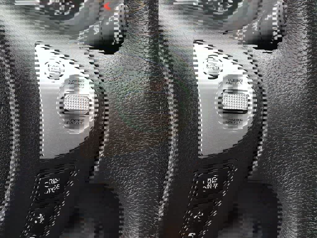 Certified 2017 Nissan Sentra SV image 8