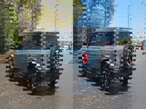 Used 2022 Ford Bronco Outer Banks AWD/4WD image 2