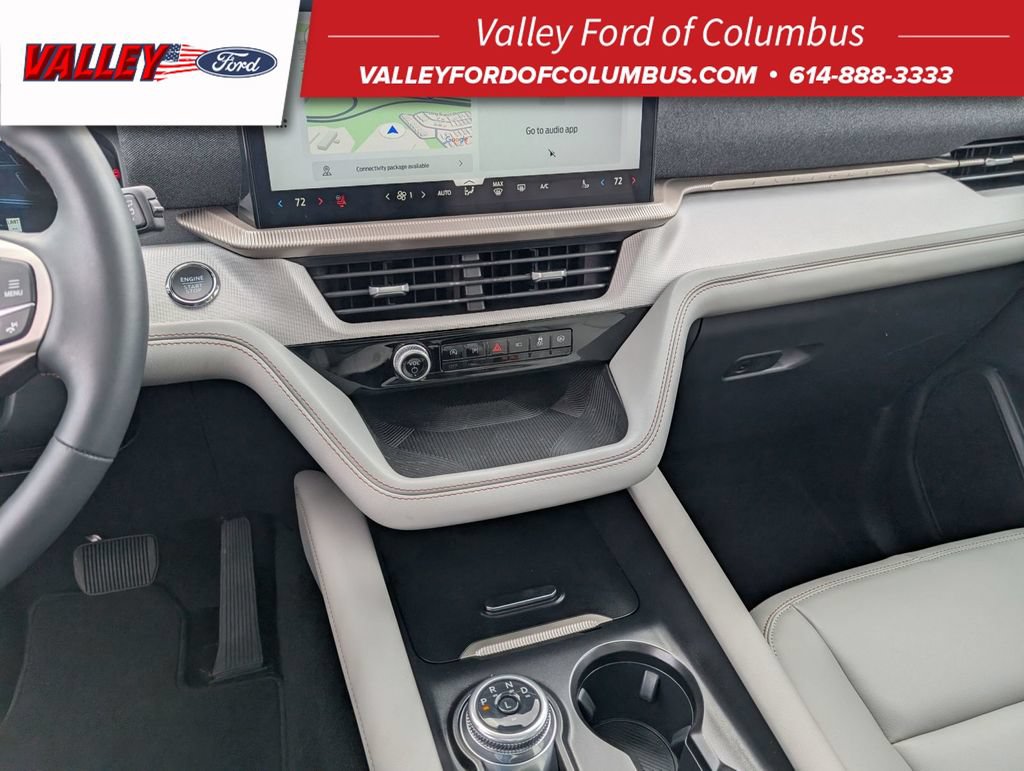 New 2025 Ford Explorer Active w/ Active Comfort Package AWD/4WD image 35