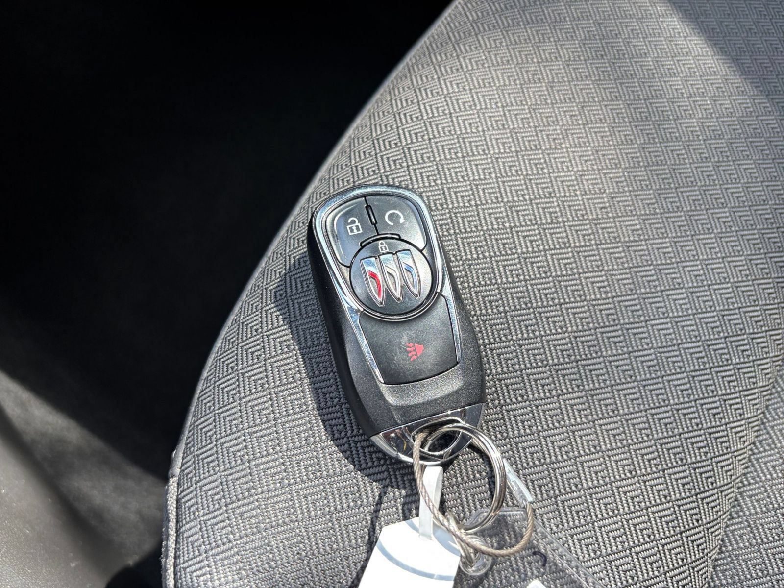 Used 2025 Buick Encore GX Preferred FWD image 21