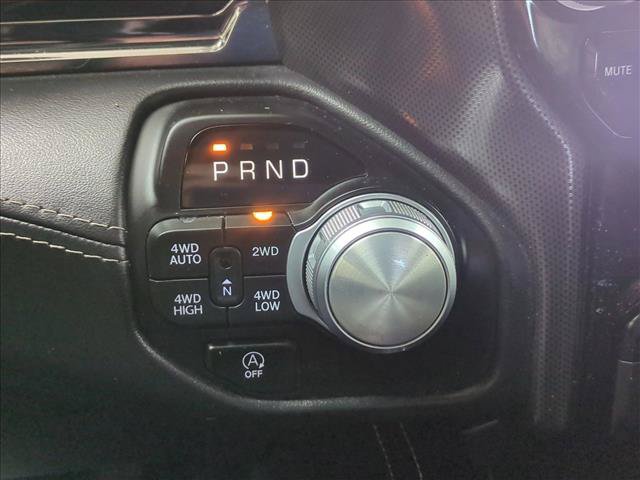 Used 2025 RAM 1500 Limited AWD/4WD image 12