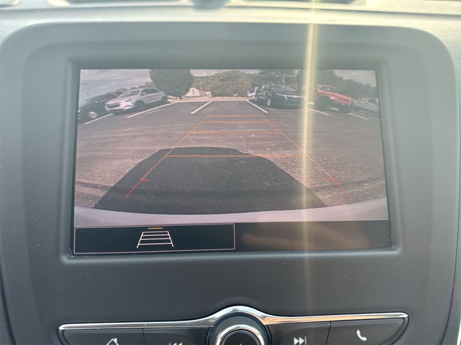 Used 2022 Chevrolet Equinox LS w/ LS Convenience Package image 14