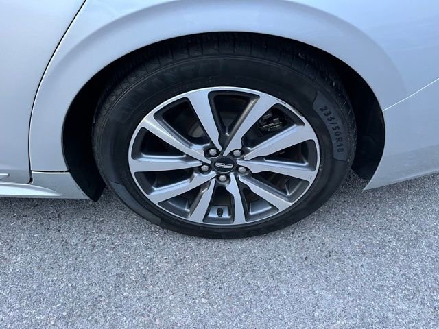 Used 2018 Lincoln Continental Premiere FWD image 17
