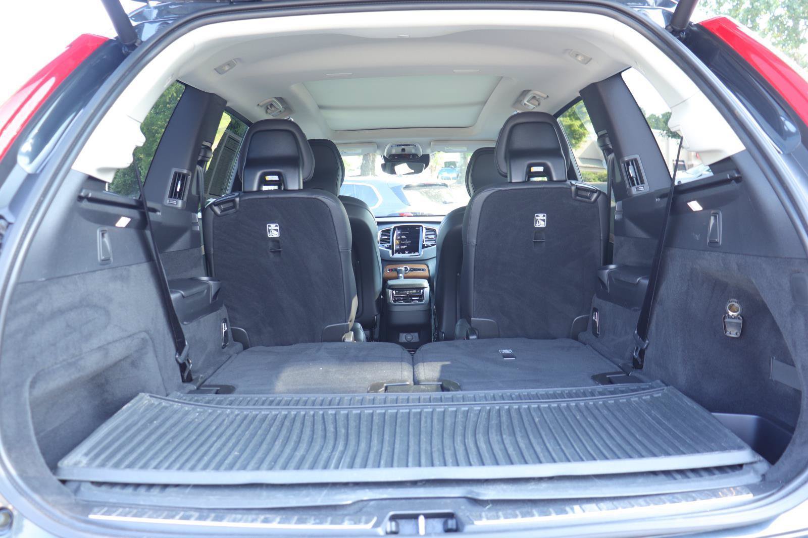 Used 2022 Volvo XC90 T6 Momentum w/ Advanced Package AWD/4WD image 17