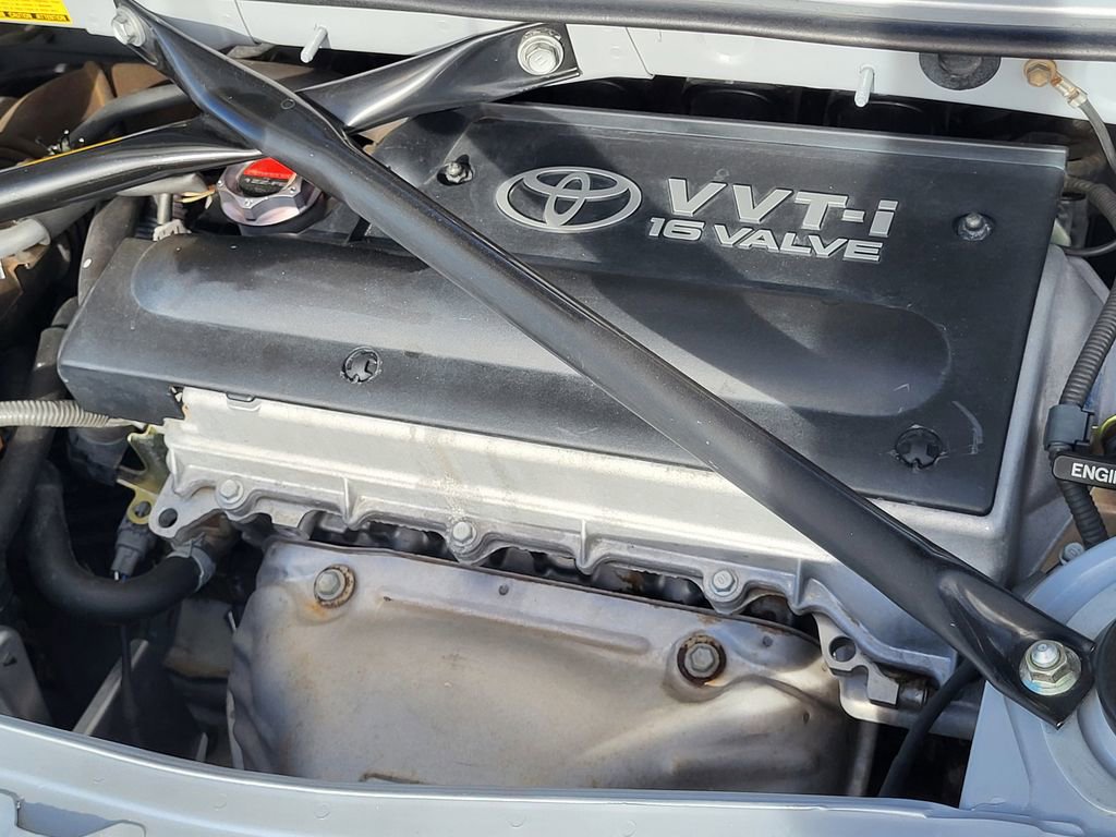 Used 2005 Toyota MR2 image 24