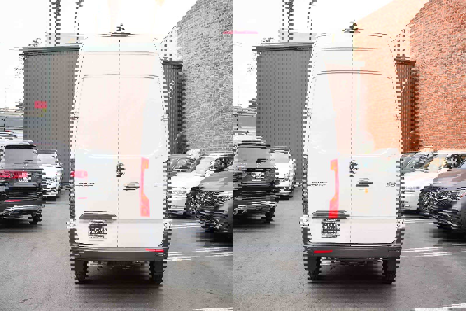 Used 2025 Mercedes-Benz Sprinter 2500 image 8