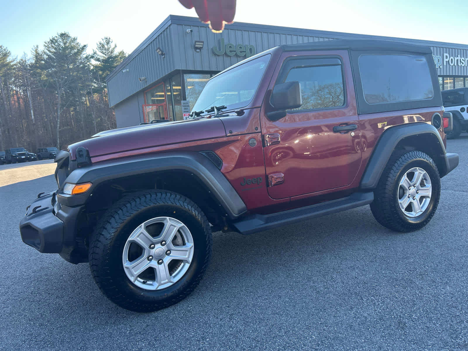 Used 2022 Jeep Wrangler Sport AWD/4WD image 12