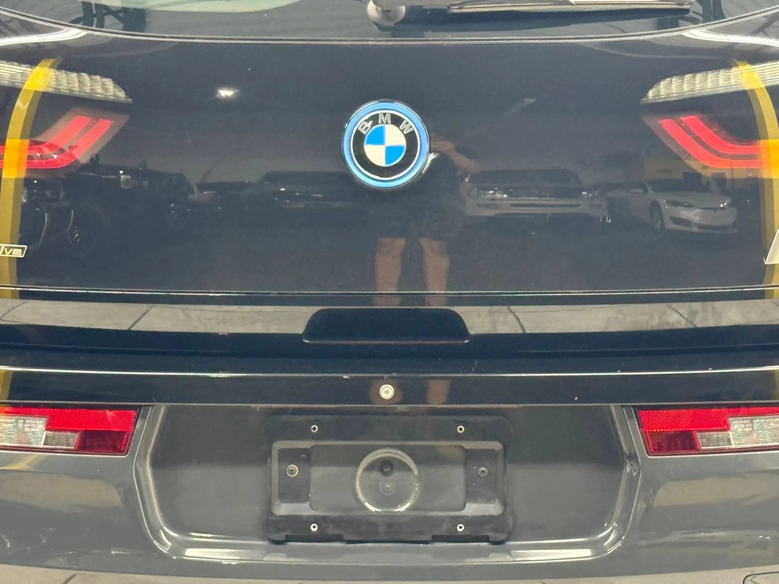 Used 2015 BMW i3 w/ Range Extender RWD image 11