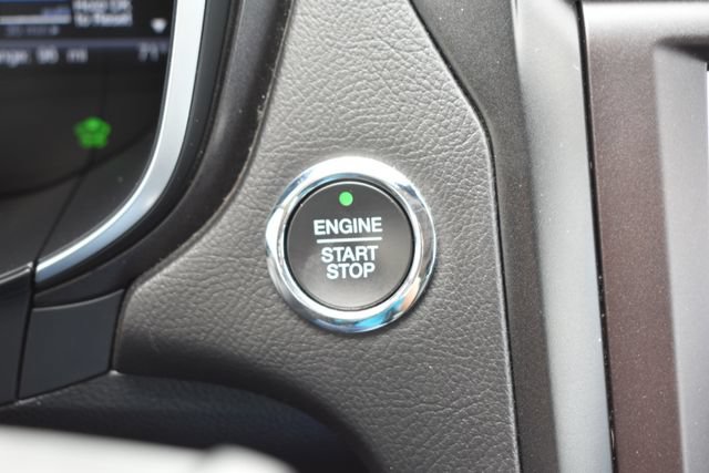 Used 2019 Ford Fusion Energi Titanium FWD image 26