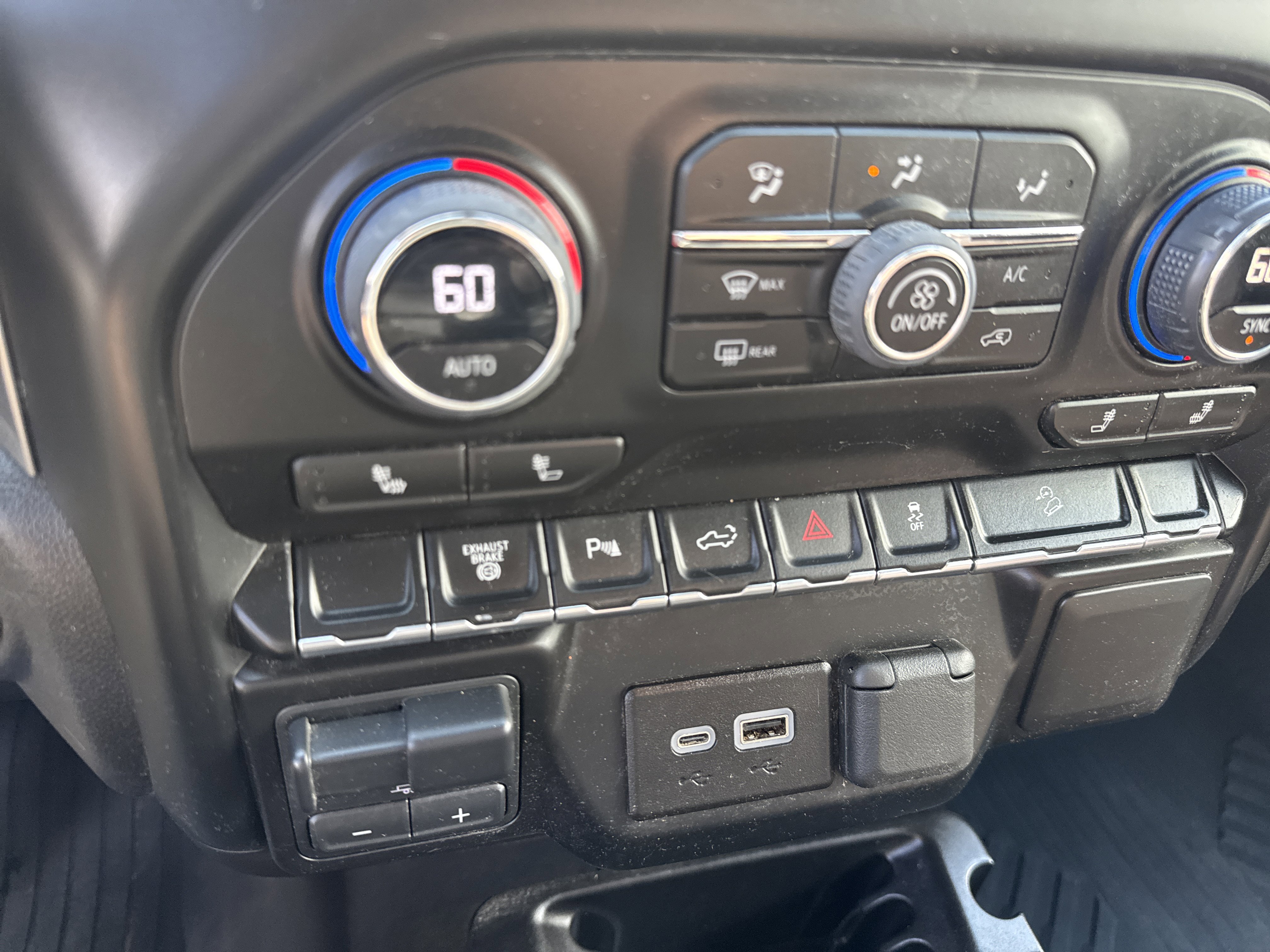Used 2023 Chevrolet Silverado 3500 LT w/ All Star Edition AWD/4WD image 27