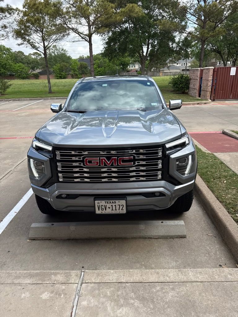 Used 2024 GMC Canyon Denali AWD/4WD image 4