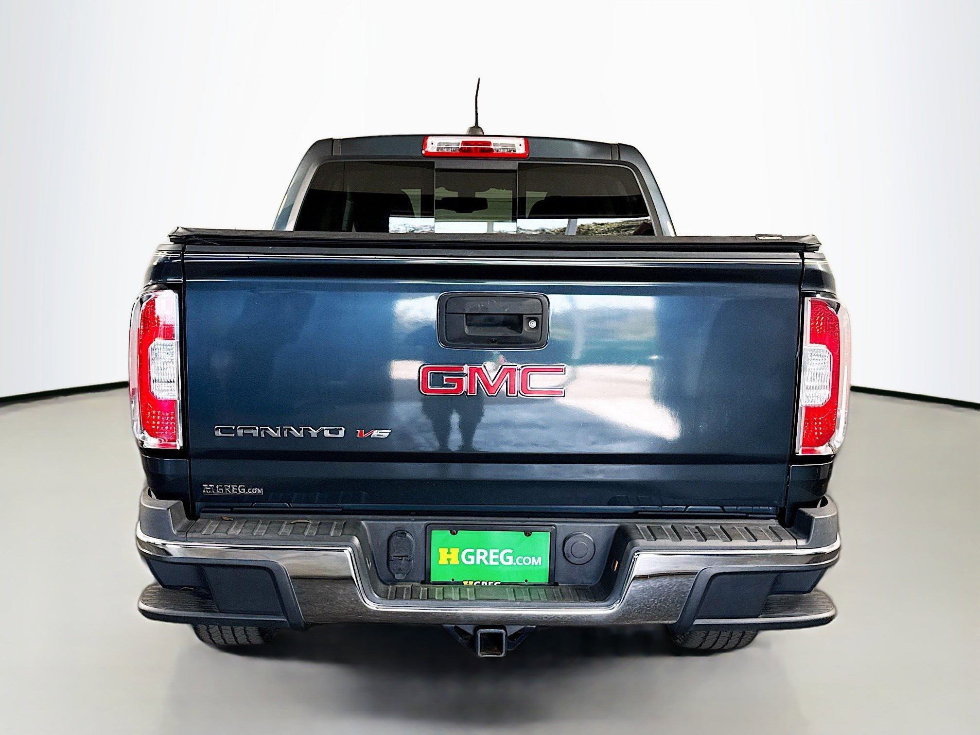 Used 2018 GMC Canyon SLE w/ SLE Convenience Package image 8