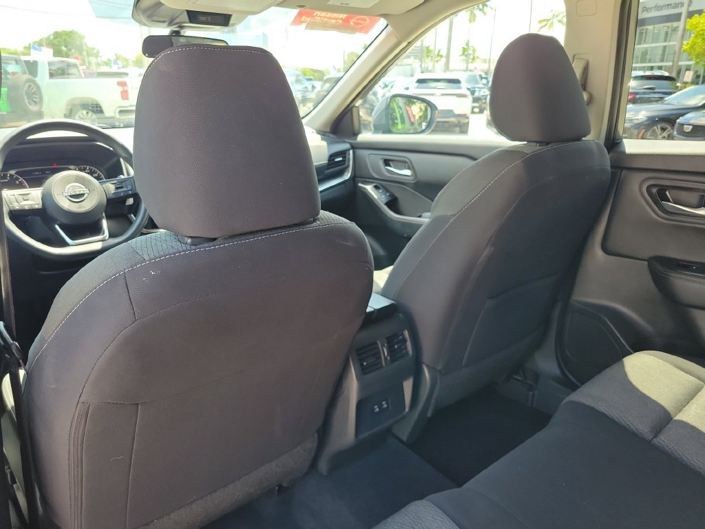 Certified 2024 Nissan Rogue SV AWD/4WD image 18