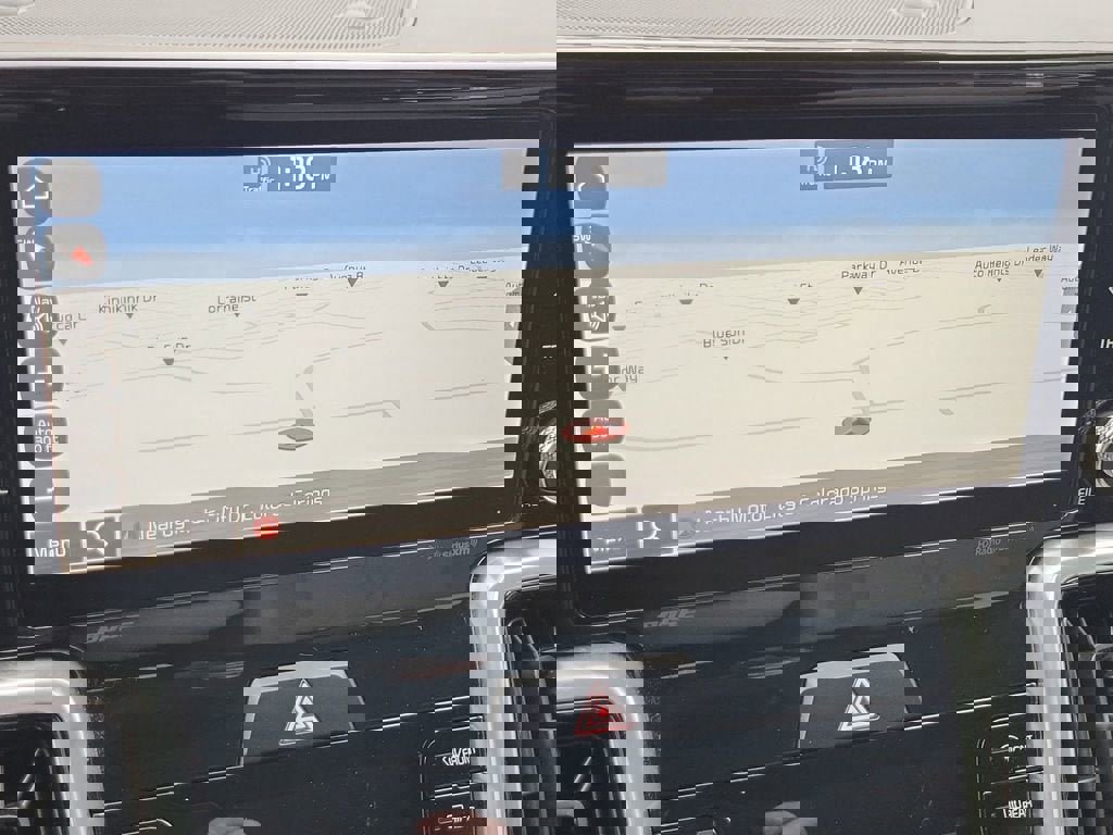 Used 2023 Kia Sorento SX Prestige w/ Panoramic Sunroof Package image 26