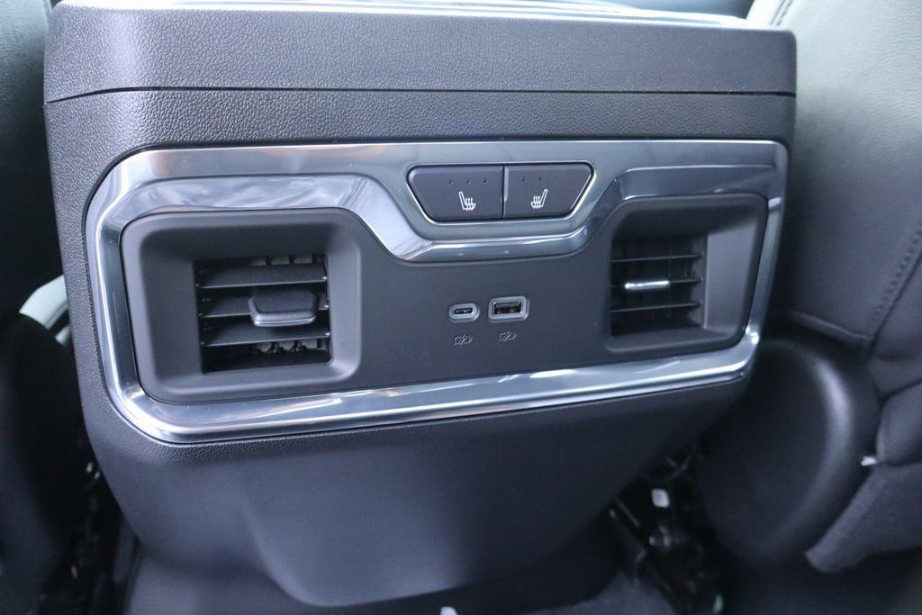 New 2026 Chevrolet Silverado 3500 LTZ w/ LTZ Convenience Package image 20