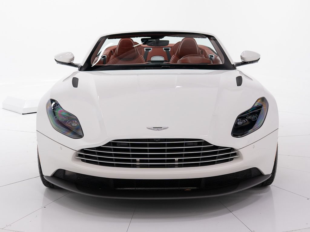 Used 2021 Aston Martin DB11 Volante RWD image 8