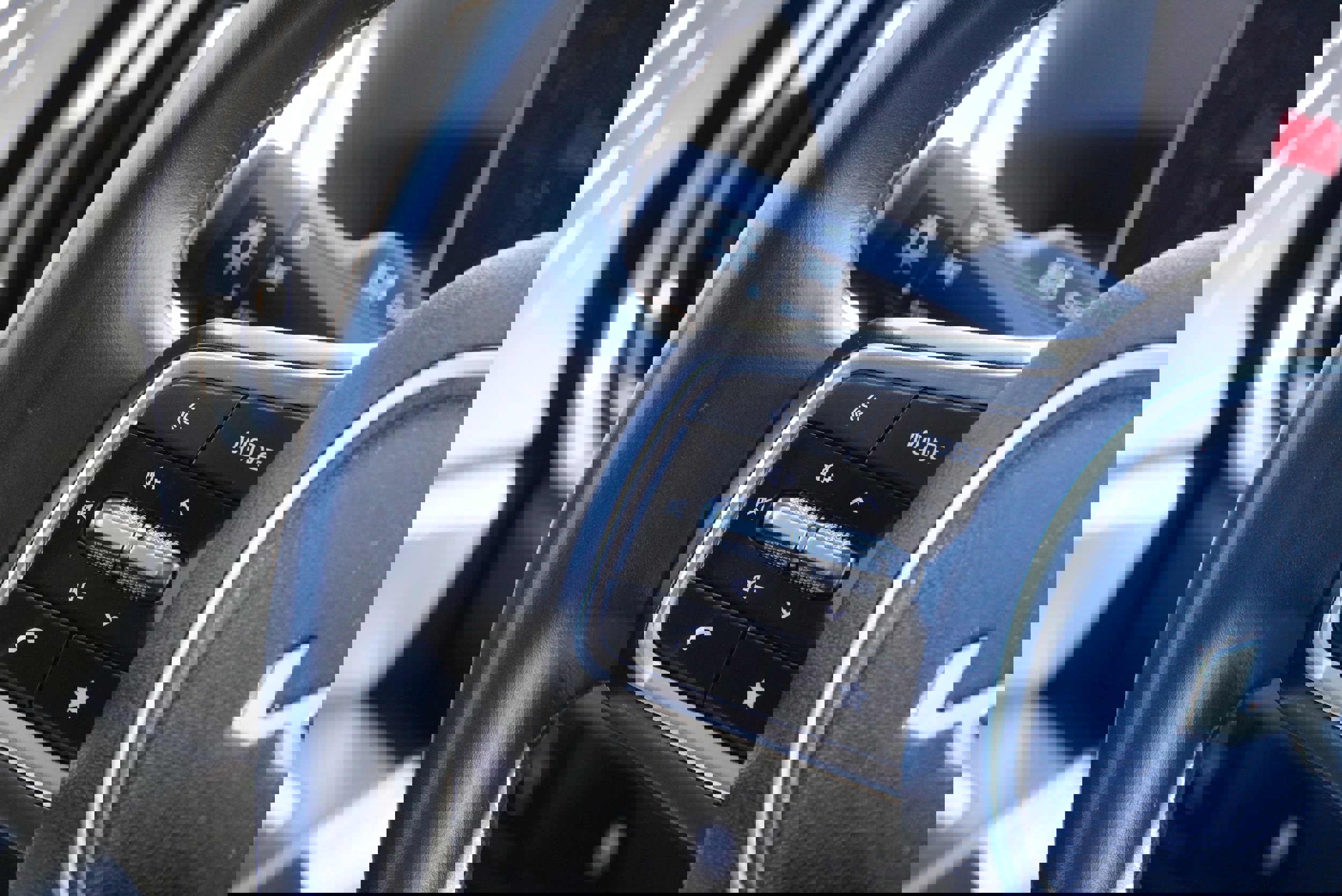 Used 2024 Kia Sorento S image 31